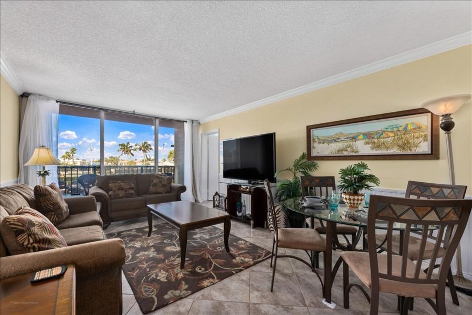 215 livingroom