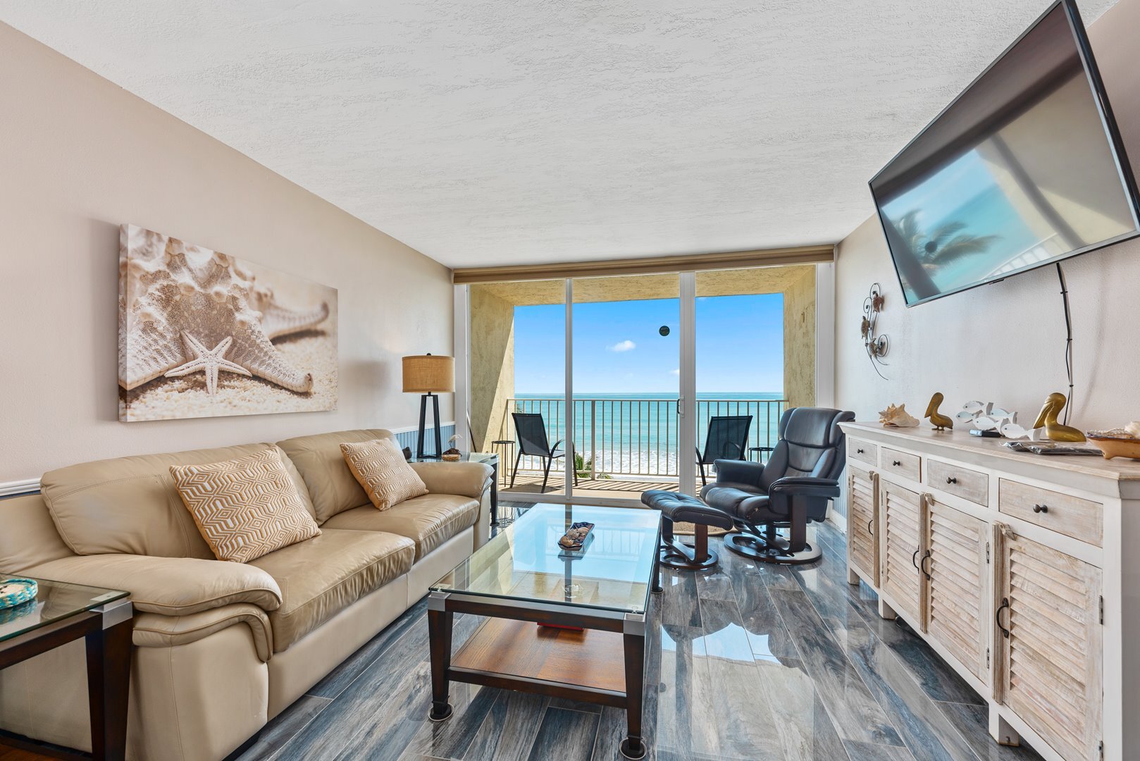 406 Living Room
